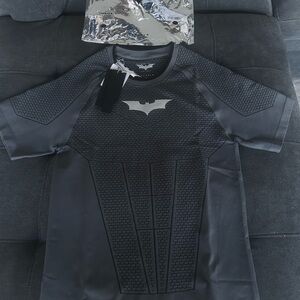 YoungLA 4259-BATMAN COMPRESSION TEE GREY SIZE XL (NEW W TAGS) 100% AUTHENTIC
